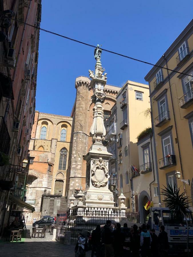 La Casina Di Lia In Via Dei Tribunali Napoli Bagian luar foto